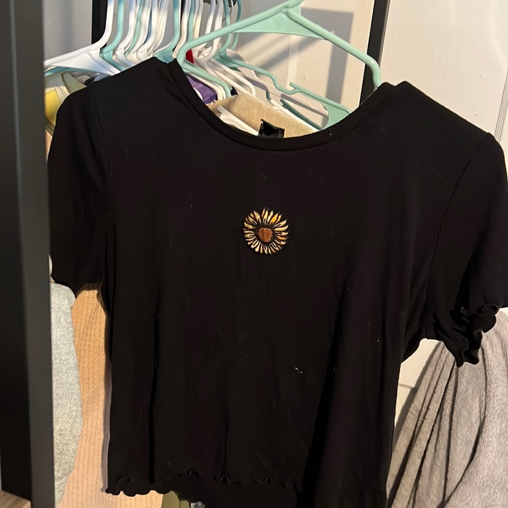 Black sunflower top